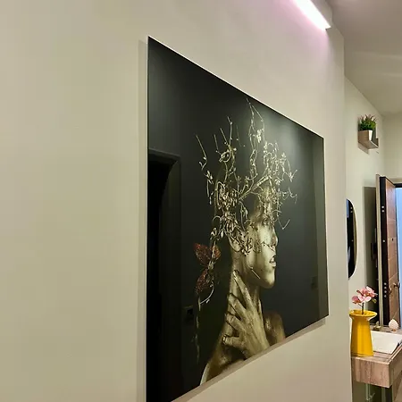 בית הארחה Atenea Palace Luxury Rooms- Atenea Collection