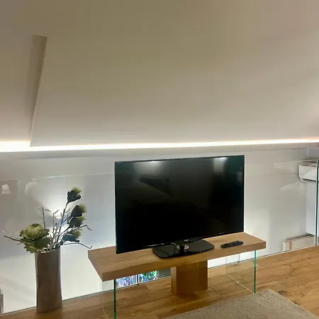 Guest house Atenea Palace Rooms- Atenea Collection 4*